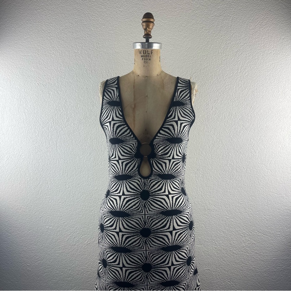Revolve l M House of Harlow Retro 60s Resort Optical Geo Keyhole Knit Midi Dress